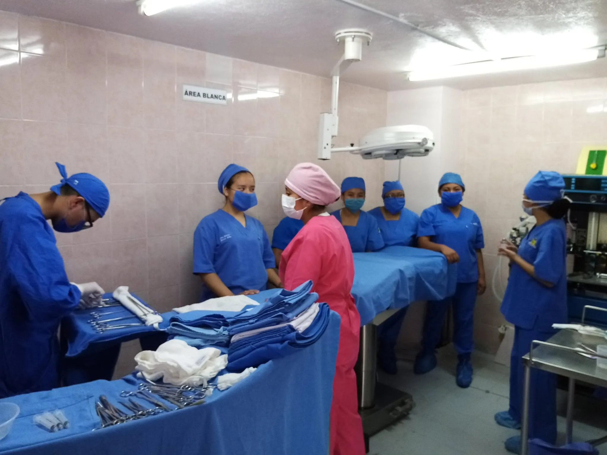 Estudiantes en actividades académicas del plantel Cuajimalpa